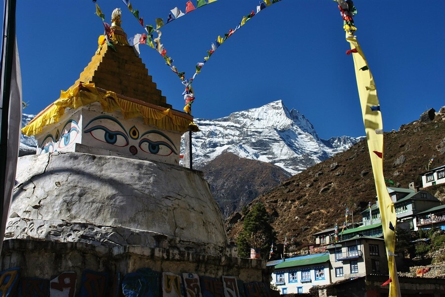 Гора Эверест, Непал, Китай
